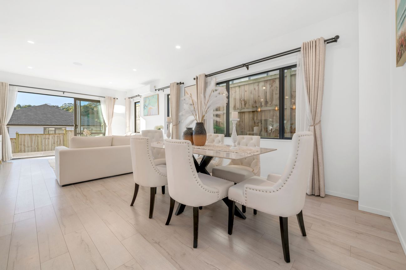Spacious Dual-Living Masterpiece in MissionHeights - Aanzicht 5
