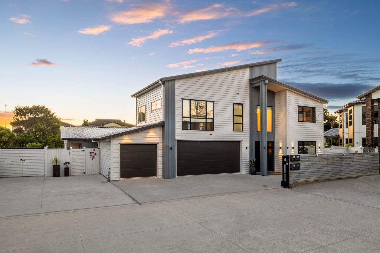 Luxury, Legal Income & Pristine Reserve Backdrop, Flat Bush