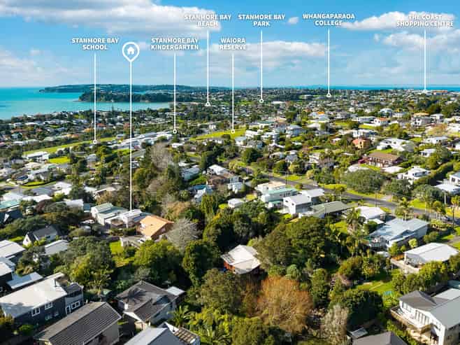 10B Elliston Crescent, Stanmore Bay