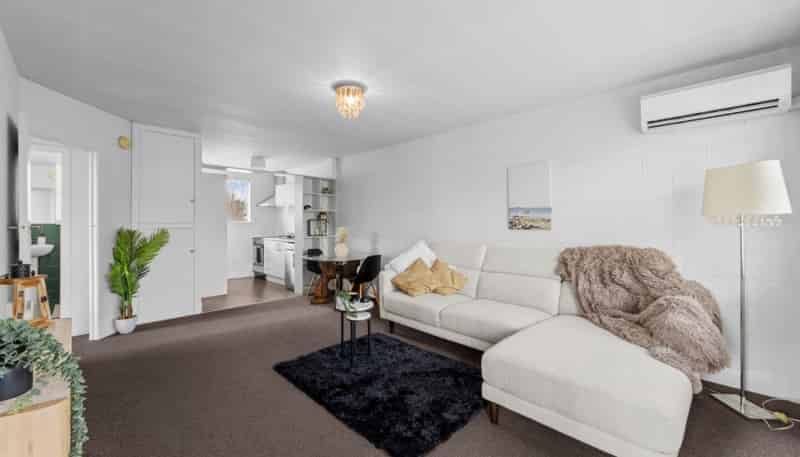 4/40 Leinster Road, Merivale