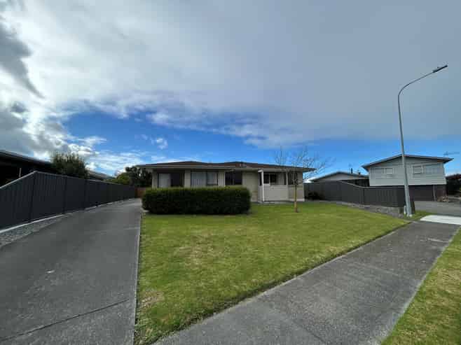 1/5 Somerset Place, Taradale