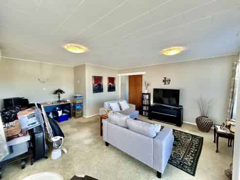 1/5 Somerset Place, Taradale