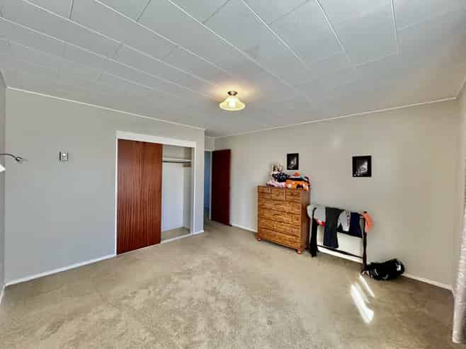 1/5 Somerset Place, Taradale