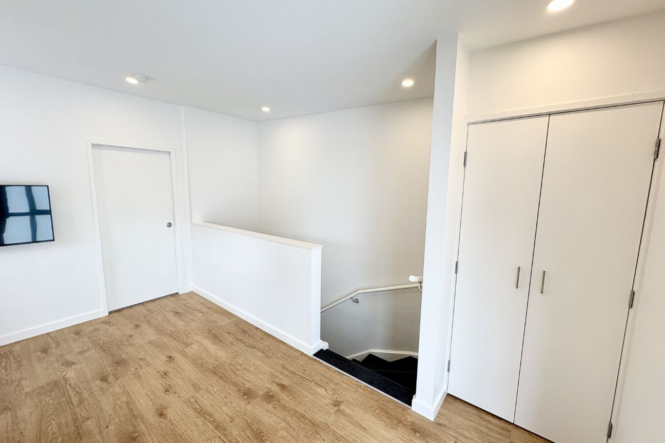 Central City living at it's best - Vista 3