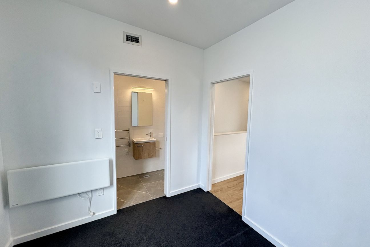 Central City living at it's best - Vista 5