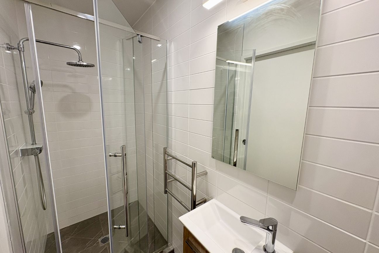 Central City living at it's best - Vista 6