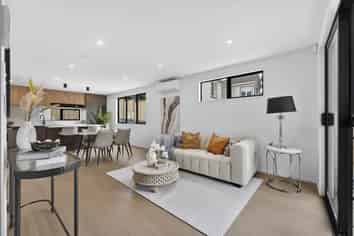 16B Moana Avenue, One Tree Hill