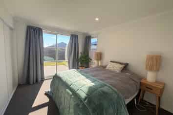 5 George West Square, Wigram