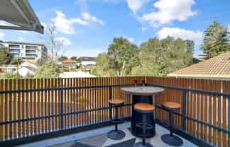 5 Sheath Street, Avenues