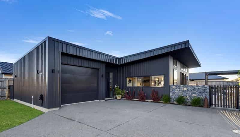 10 Shepperton Street, Richmond