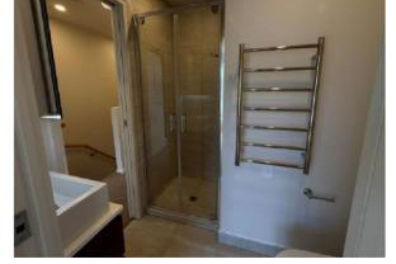 2 bedrooms 3 bathrooms luxury living at Park Ave - Więcej