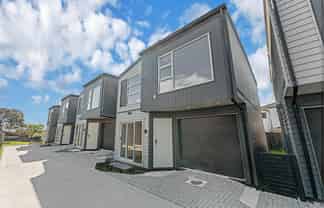 536D Weymouth Road, Weymouth