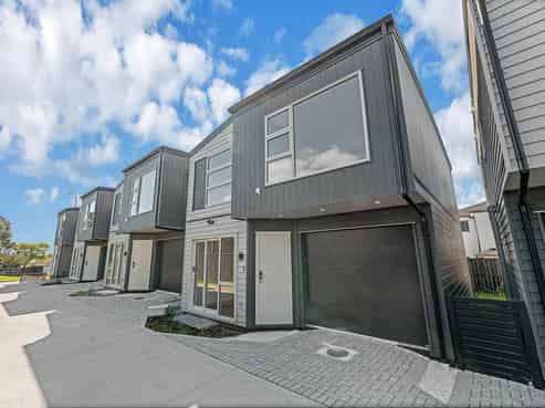 536D Weymouth Road, Weymouth