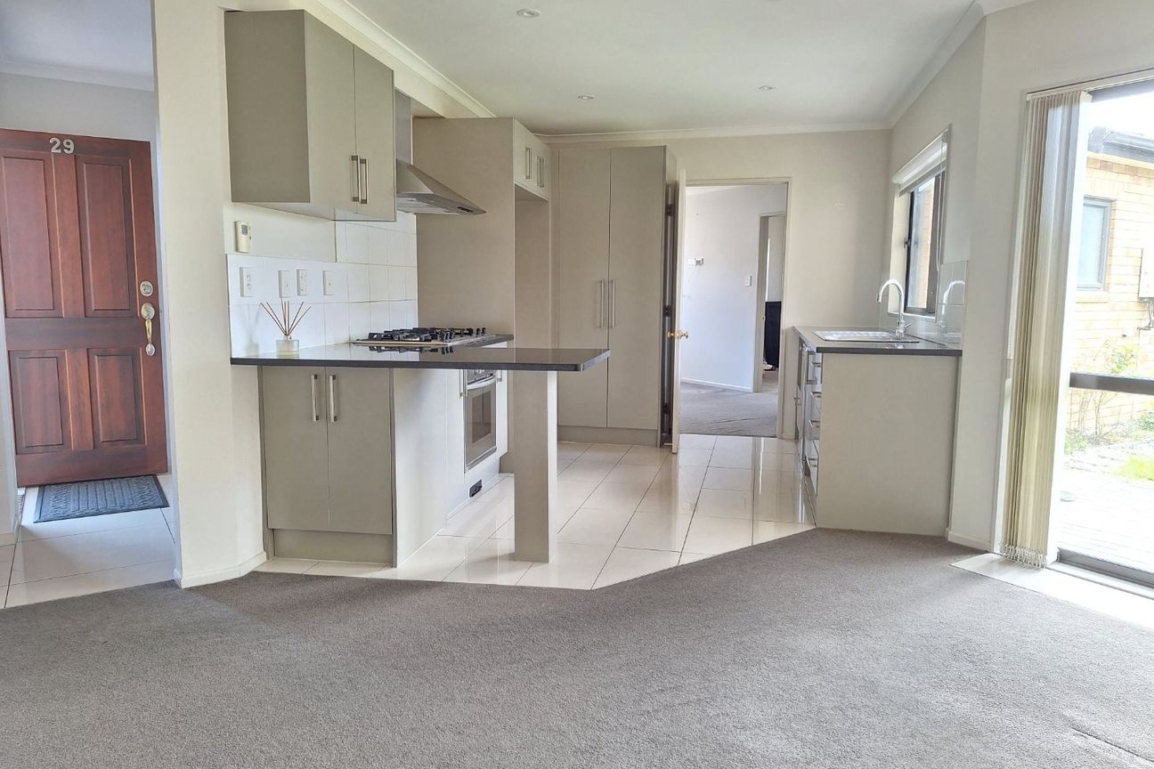 Spacious 5-Bedroom Home for Rent Ã¢ÂÂ Hillsborough, Auckland - Widok 3