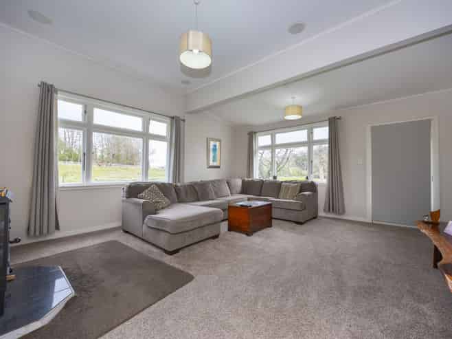 1232 Opaki Kaiparoro Road, Masterton