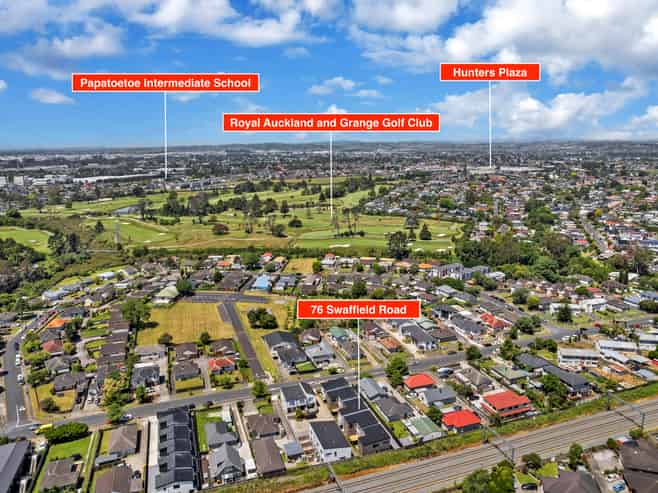 76B Swaffield Road, Papatoetoe