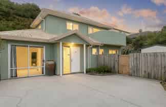 20A Bowes Crescent, Strathmore Park