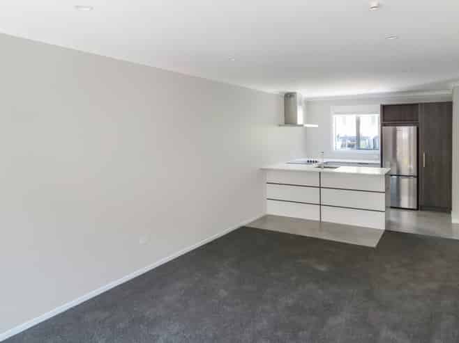 3 John Reynolds Square, Belmont