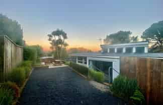 10 Maori Road, Dunedin Central