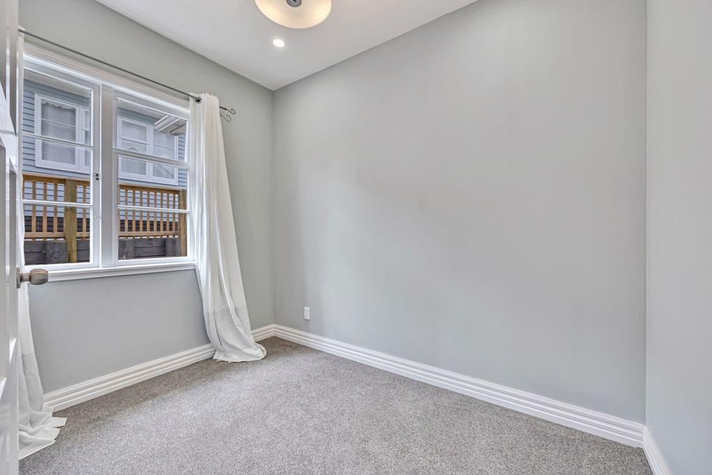Lovely Single-Level 3-Bedroom Home! - Więcej
