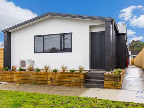 6 Exchange Street, Ebdentown