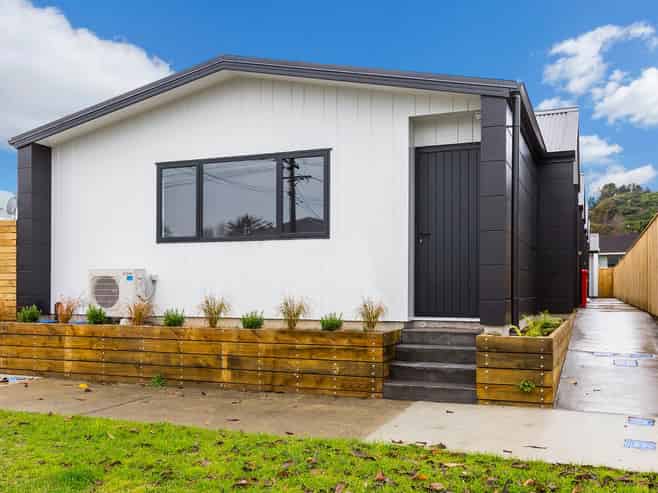 6 Exchange Street, Ebdentown
