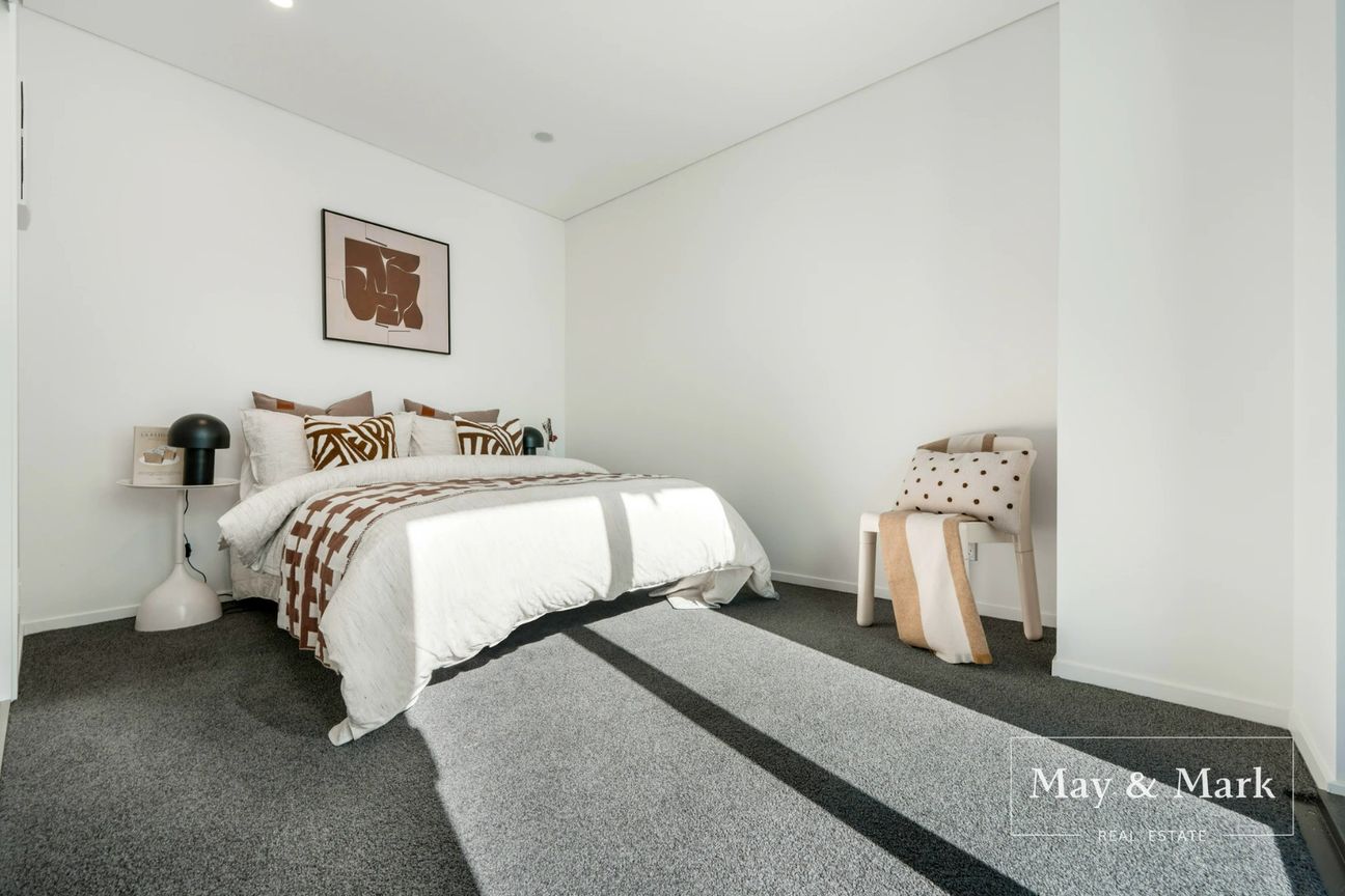 2B/100 Anzac Avenue, City Centre - Meer