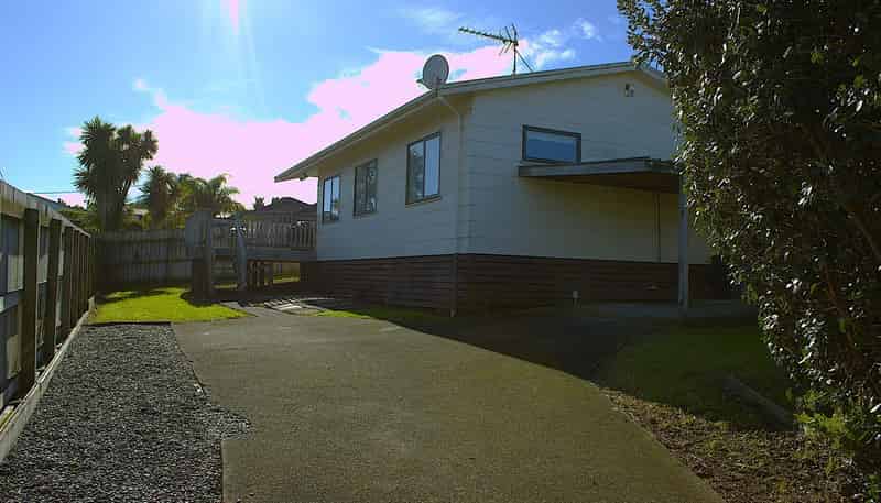 9B Whitford Avenue, Mount Wellington