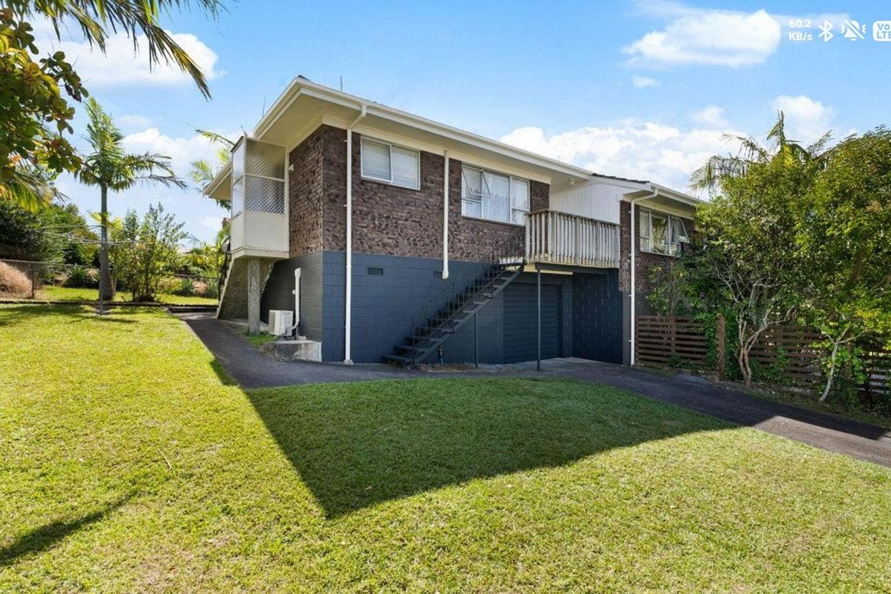 #Sun-Drenched 1 Bed in Glendene up for grabs! - Więcej