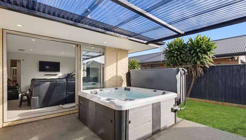 9 Lawrence Drive, Rolleston