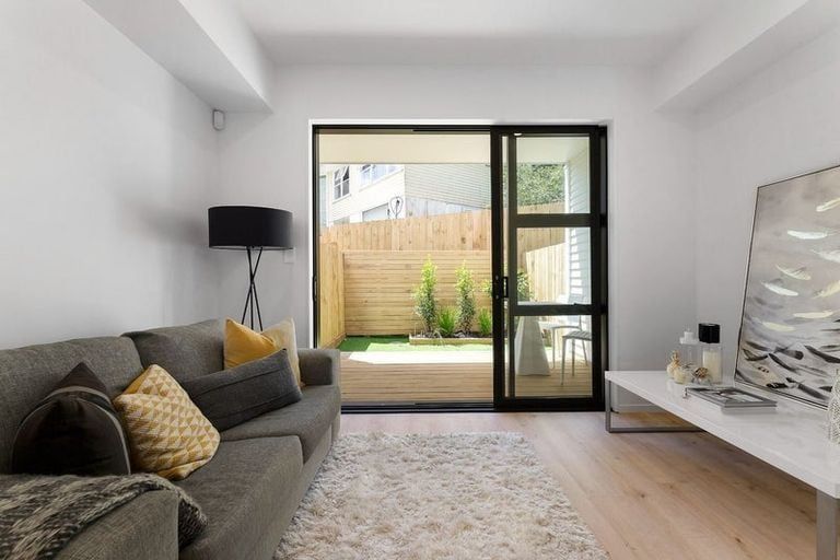 Modern 2BR Townhouse in Henderson – pohled 3
