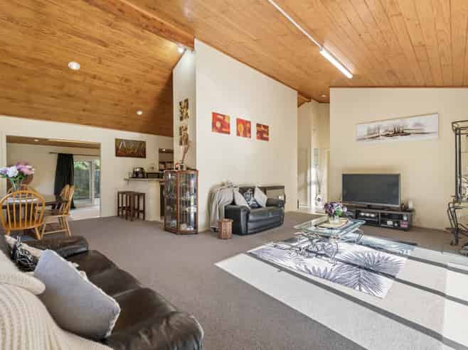19 Peridot Place, Conifer Grove