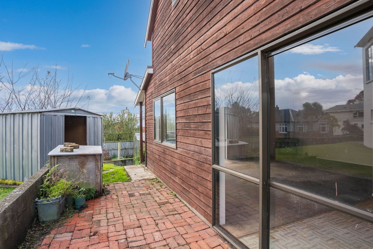 Location and Potential..... Over $539,000! - Vista 2