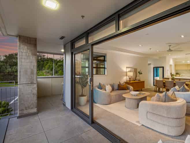104/2 Bluegrey Avenue, Stonefields