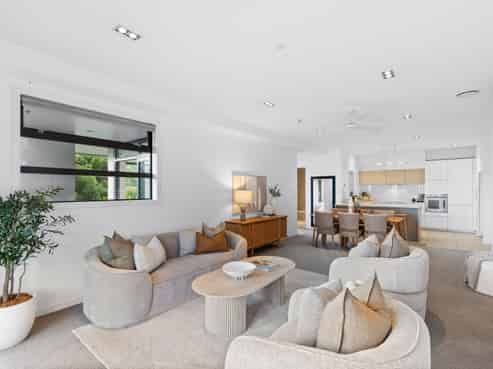 104/2 Bluegrey Avenue, Stonefields