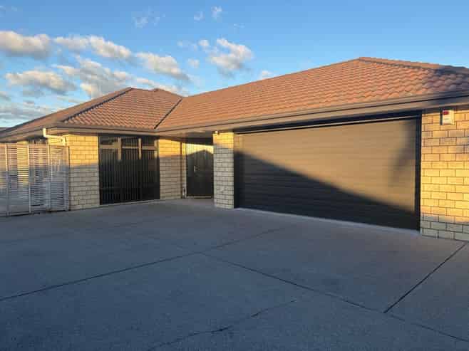 11 Hartford Terrace, Huntington