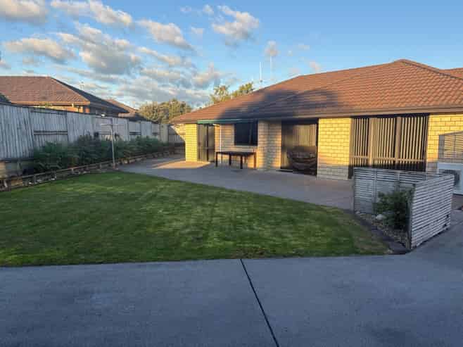11 Hartford Terrace, Huntington