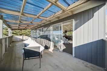 14 Ocean View Road, Port Waikato