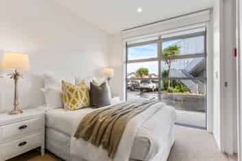 13/17 Link Crescent, Stanmore Bay