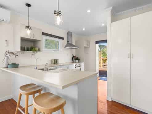 172 Western Hills Drive, KENSINGTON