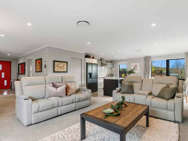 3 Ellesmere Close, Pyes Pa