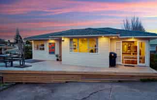 86 Rosewarne Crescent, Glendene