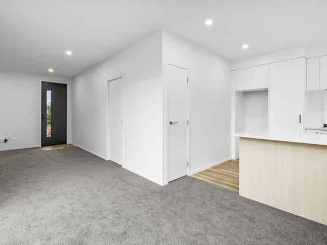2/1 Fuchsia Avenue, Pukete