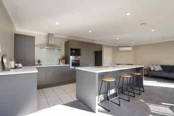 13 Maynard Place, Netherby