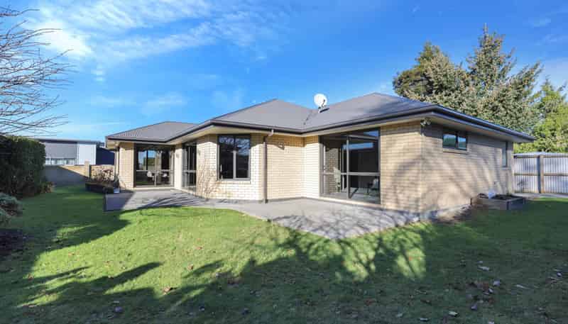13 Maynard Place, Netherby