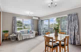 2/74 Dominion Park Street, Johnsonville
