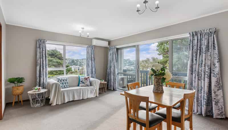 2/74 Dominion Park Street, Johnsonville