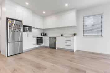 201/2 Ko Street, Northcote