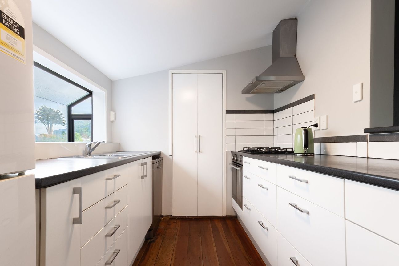 Beach Days & Backyard Dreams - Altro
