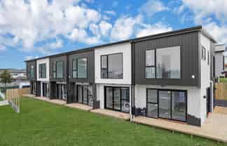 2/38 Pah Road, Papatoetoe